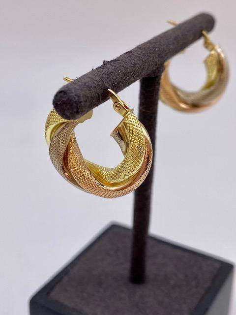 Boucles d'oreilles créoles 3 ors 750/1000ème en dépôt vente chez Or Ligne à La Teste près de Bordeaux