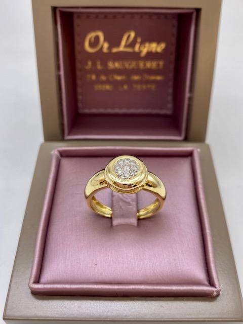 Bague 2 ors 750/1000ème avec pavage rond diamants en dépôt vente chez Or Ligne à La Teste sur la Bassin d'Arcachon