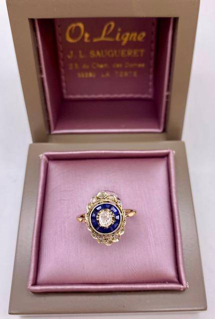 Bague ancienne en or 750/1000ème saphirs et diamants chez Or Ligne à La Teste de Buch près de Bordeaux